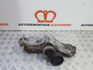 Used Air conditioning bracket Renault Kangoo Express (FW) 1.5 dCi 75 Price on request offered by Alexander Autodemontage