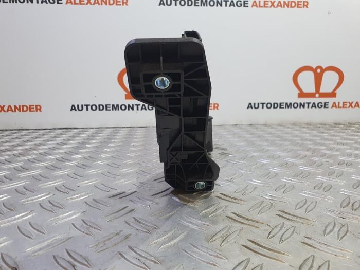 Accelerator pedal from a Mitsubishi Space Star (A0) 1.2 12V 2018