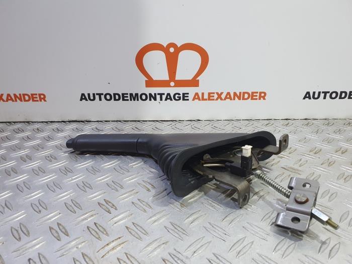 Gebrauchte Handbremsgriff Fiat 500 (312) 0.9 TwinAir 85 Preis auf Anfrage angeboten von Alexander Autodemontage