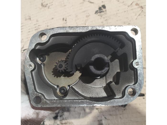 EGR valve from a Ford Transit Connect 1.8 TDCi 90 2009