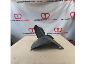 Used Wheel arch liner Volkswagen Golf Plus (5M1/1KP) 1.9 TDI 105 Price on request offered by Alexander Autodemontage