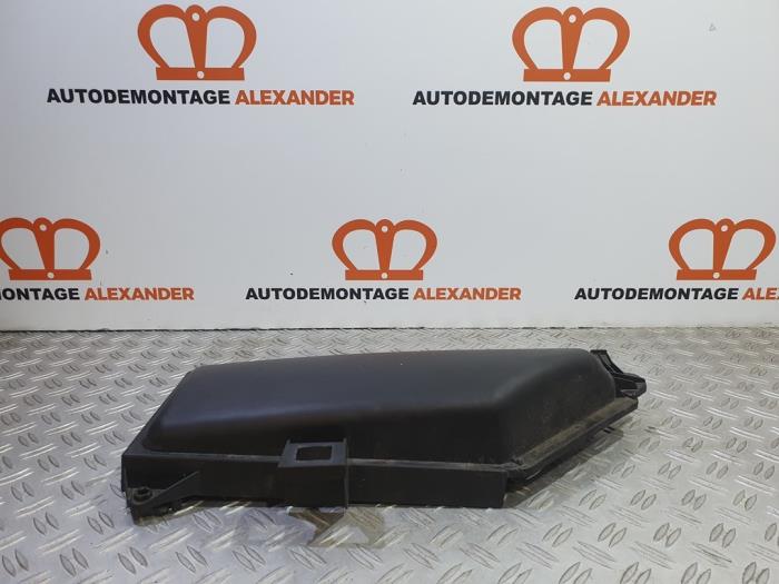 Begagnade Luftfilterhus BMW 5 serie (E60) 520i 24V Pris på förfrågan erbjuds av Alexander Autodemontage