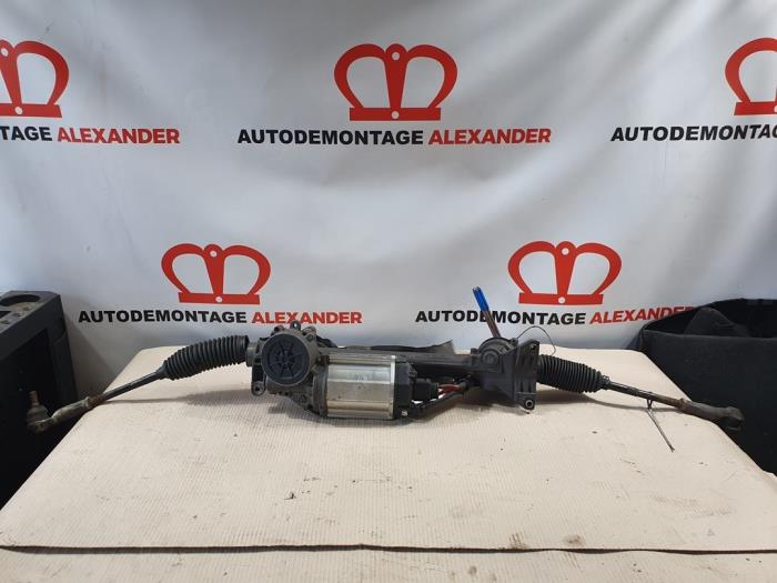 Volkswagen Touran (1T1/T2) 1.6 FSI 16V Power steering boxes stock