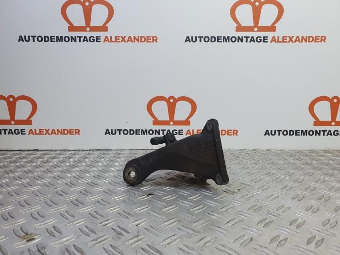Used Engine mount BMW 3 serie Compact (E46/5) 318ti 16V Price on request offered by Alexander Autodemontage