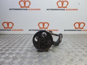 Used Power steering pump Opel Insignia Sports Tourer 2.0 CDTI 16V 130 ecoFLEX Price on request offered by Alexander Autodemontage