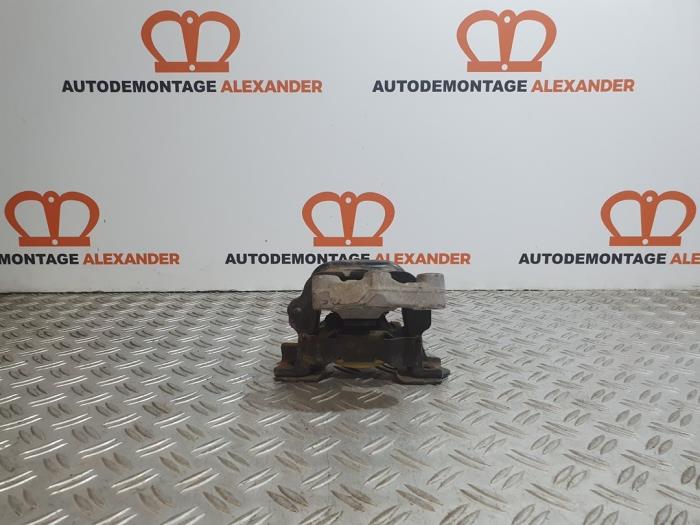 Used Engine mount Citroen C4 Cactus (0B/0P) 1.6 Blue Hdi 100 Price € 30,00 Margin scheme offered by Alexander Autodemontage