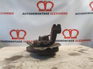 Used Knuckle, front right Volkswagen Transporter T5 1.9 TDi Price on request offered by Alexander Autodemontage