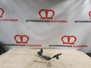 Used Throttle pedal position sensor Nissan X-Trail (T30) 2.2 dCi 16V 4x2 Price € 100,00 Margin scheme offered by Alexander Autodemontage