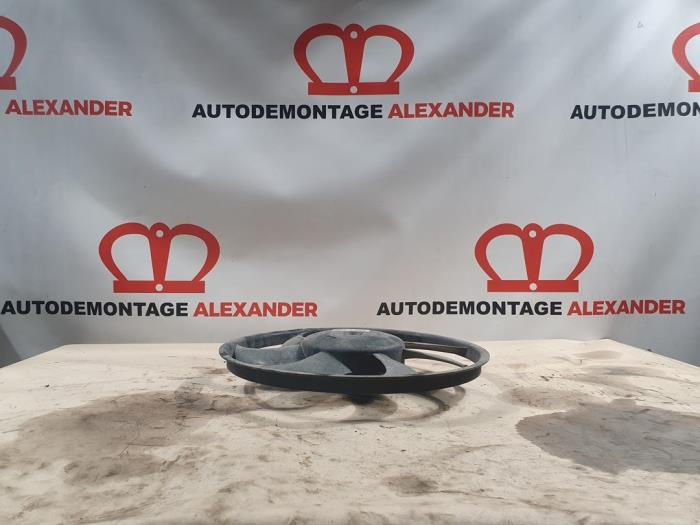 Używane Wentylator Peugeot Boxer (U9) 2.2 HDi 100 Euro 4 Cena € 40,00 Procedura marży oferowane przez Alexander Autodemontage