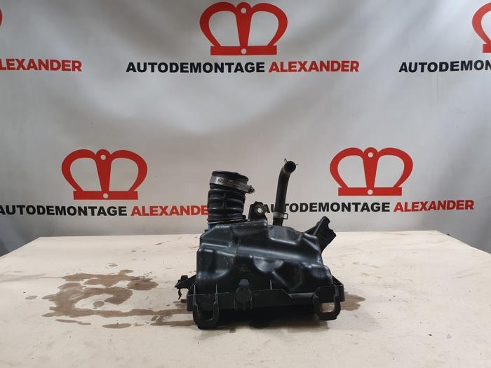 Gebrauchte Luftfiltergehäuse Nissan Micra (K12) 1.2 16V Preis auf Anfrage angeboten von Alexander Autodemontage