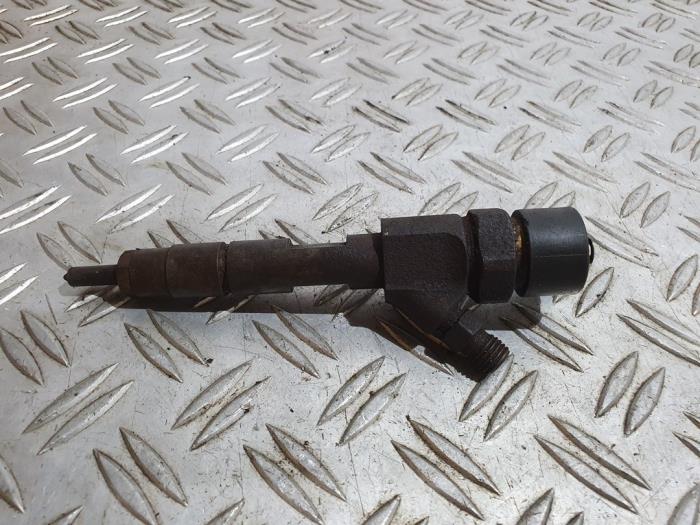 Usagé Injecteurs Volvo V40 (VW) 1.9 D Prix € 50,00 Règlement à la marge proposé par Alexander Autodemontage