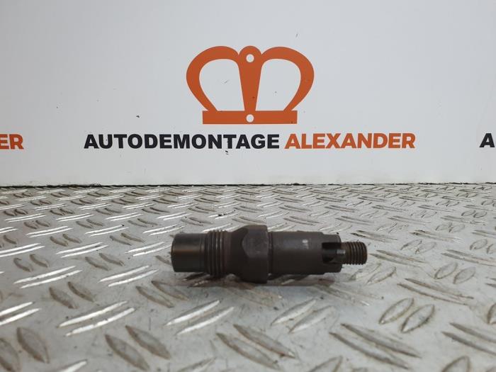 Usagé Injecteurs Fiat Fiorino (146) 1.7 TDS Prix € 35,00 Règlement à la marge proposé par Alexander Autodemontage