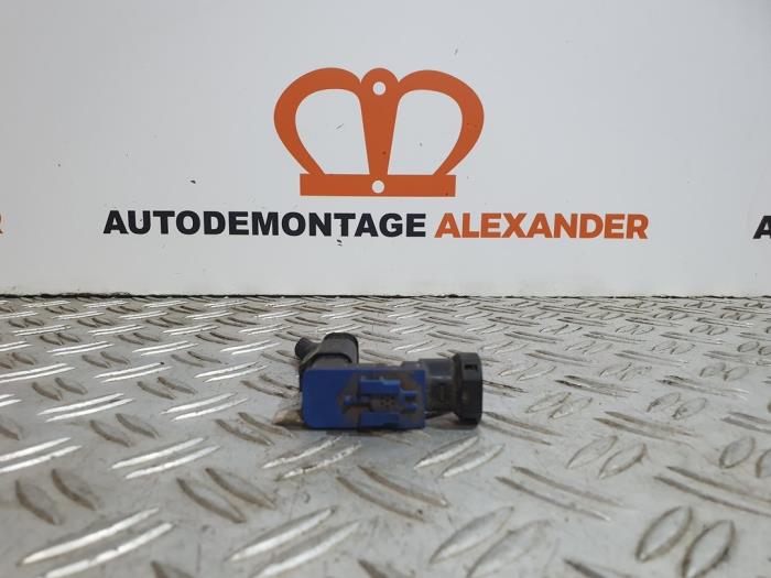 Gebrauchte Bremsassistent Sensor Peugeot 208 I (CA/CC/CK/CL) 1.2 12V e-THP PureTech 110 Preis auf Anfrage angeboten von Alexander Autodemontage