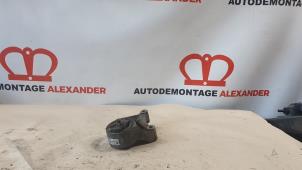 Usagé Support moteur Opel Astra H (L48) 1.6 16V Twinport Prix sur demande proposé par Alexander Autodemontage