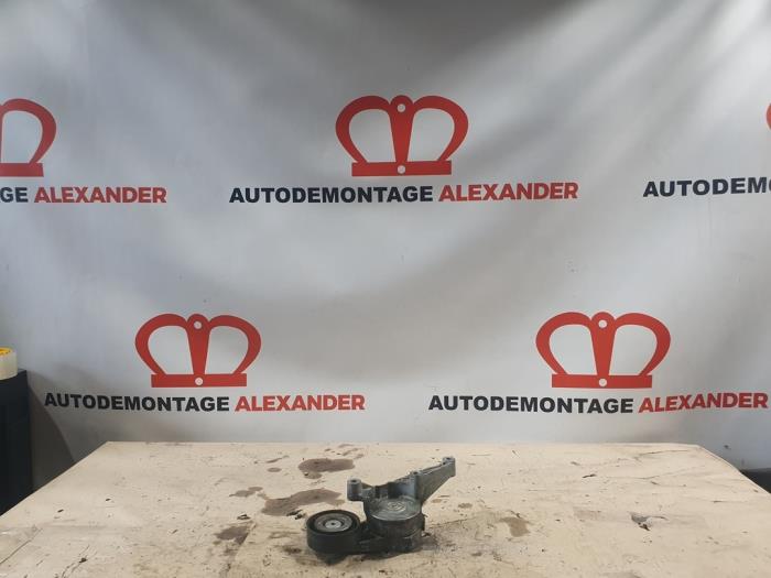 Usados Rodillo tensor correa múltiple Audi A3 (8P1) 1.9 TDI Precio de solicitud ofrecido por Alexander Autodemontage