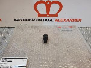 Używane Czujnik parkowania Skoda Octavia Combi (5EAC) 1.6 TDI GreenTec 16V 4x4 Cena € 30,25 Z VAT oferowane przez Alexander Autodemontage