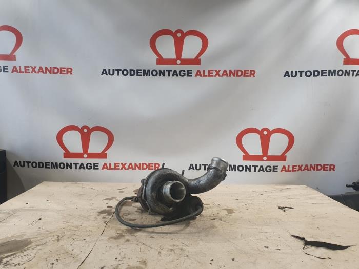 Używane Turbo Opel Vivaro 2.5 DTI 16V Cena € 249,99 Procedura marży oferowane przez Alexander Autodemontage
