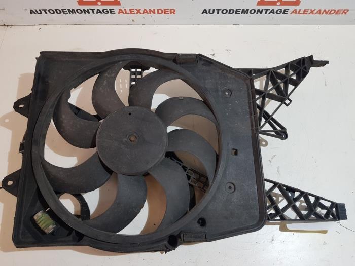 Cooling fans Opel Corsa D 1.3 CDTi 16V ecoFLEX 440926702