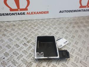 Used Front ashtray Mercedes E (W211) 2.2 E-200 CDI 16V Price € 30,00 Margin scheme offered by Alexander Autodemontage