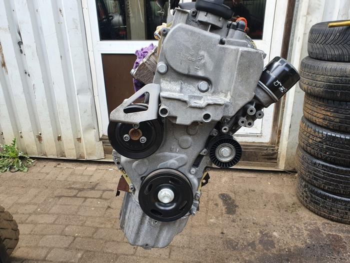 Engine Volkswagen Golf VI 1.4 TSI 122 16V 03C021 CAXA