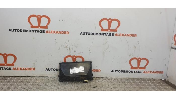 Gebrauchte Motor Schutzblech Landrover Range Rover Sport (LS) 2.7 TDV6 24V Preis € 30,00 Margenregelung angeboten von Alexander Autodemontage