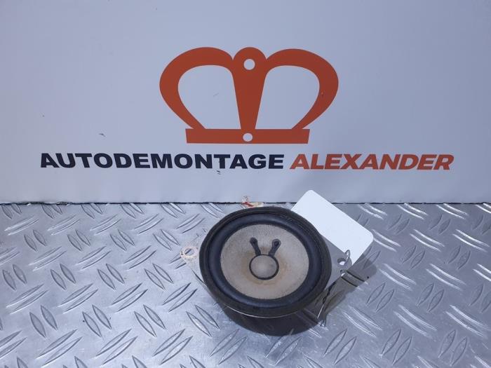 Używane Glosnik Toyota Aygo (B10) 1.0 12V VVT-i Cena € 15,00 Procedura marży oferowane przez Alexander Autodemontage