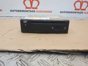 Used CD player Landrover Range Rover Sport (LS) 2.7 TDV6 24V Price on request offered by Alexander Autodemontage