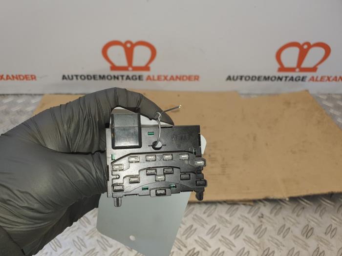 Begagnade Styrvinkelsensor Volkswagen Passat Variant (3B6) 1.9 TDI 100 Pris € 24,99 Inklusive moms erbjuds av Alexander Autodemontage