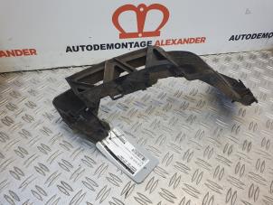 Used Rear bumper bracket, left Peugeot 207/207+ (WA/WC/WM) 1.4 16V Price on request offered by Alexander Autodemontage