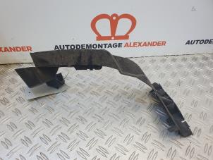 Used Rear bumper bracket, right Peugeot 207/207+ (WA/WC/WM) 1.4 16V Price on request offered by Alexander Autodemontage