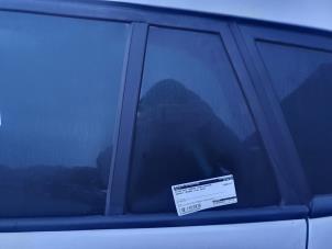 Gebrauchte Zusätzliches Fenster 4-türig links hinten Renault Megane III Grandtour (KZ) 1.4 16V TCe 130 Preis € 70,00 Margenregelung angeboten von Alexander Autodemontage