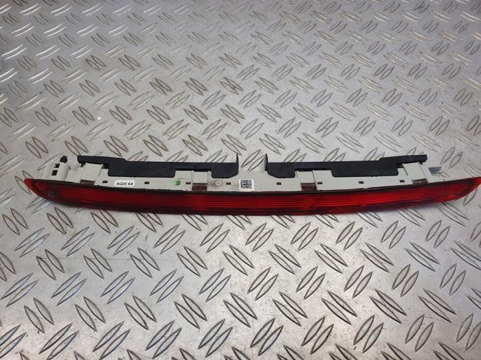 Third brake light Skoda Octavia Combi 1.6 TDI GreenTec 16V 5E9945097