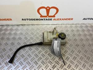 Used Brake fluid reservoir Citroen Berlingo 1.6 Hdi 16V 90 Phase 2 Price on request offered by Alexander Autodemontage