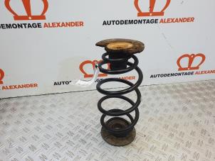 Usagé Ressort de flexion arrière Opel Astra H Twin Top (L67) 1.6 16V Prix sur demande proposé par Alexander Autodemontage