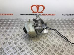 Used Master cylinder Opel Astra H Twin Top (L67) 1.6 16V Price on request offered by Alexander Autodemontage