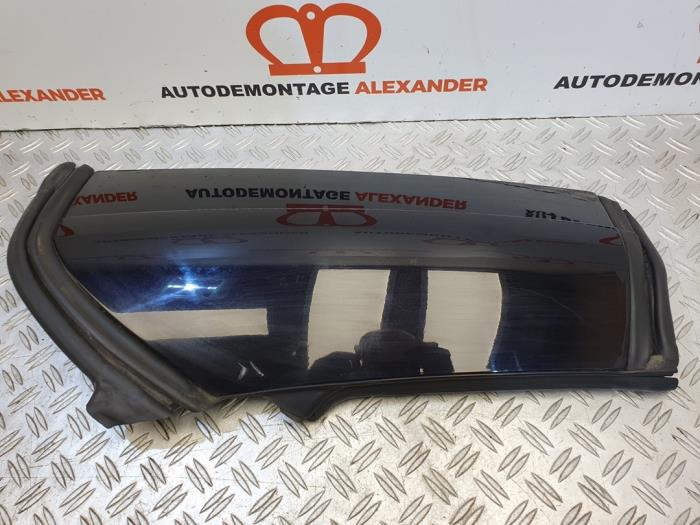 Używane Panel dachowy prawy Opel Astra H Twin Top (L67) 1.6 16V Cena € 80,00 Procedura marży oferowane przez Alexander Autodemontage