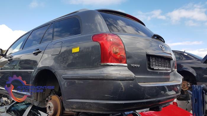 Gebrauchte Kupplungsset (komplett) Toyota Avensis Wagon (T25/B1E) 2.2 D-4D 16V D-CAT Preis € 120,00 Margenregelung angeboten von Alexander Autodemontage