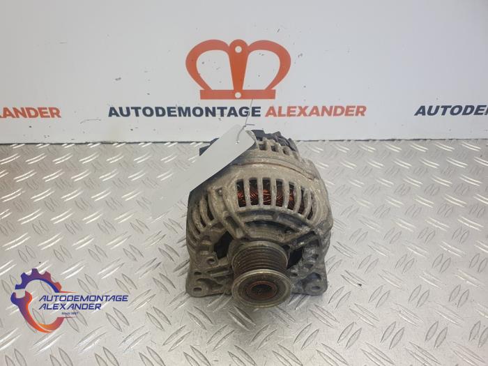 Gebrauchte Dynamo Opel Vivaro A 2.5 CDTI 16V Preis € 30,00 Margenregelung angeboten von Alexander Autodemontage