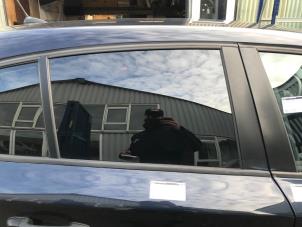 Usados Ventanilla de puerta de 4 puertas derecha detrás BMW 1 serie (E87/87N) 116i 1.6 16V Precio de solicitud ofrecido por Alexander Autodemontage