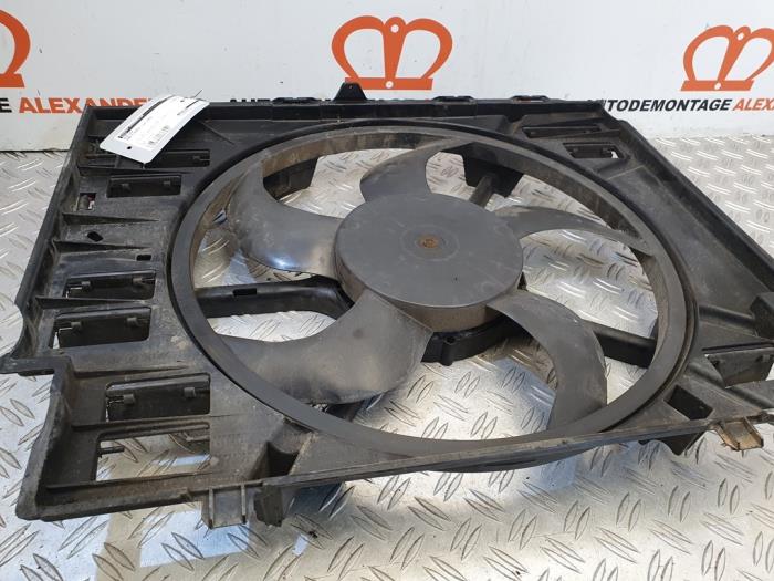 Używane Wentylator BMW 5 serie (E60) 530d 24V Cena € 181,50 Z VAT oferowane przez Alexander Autodemontage