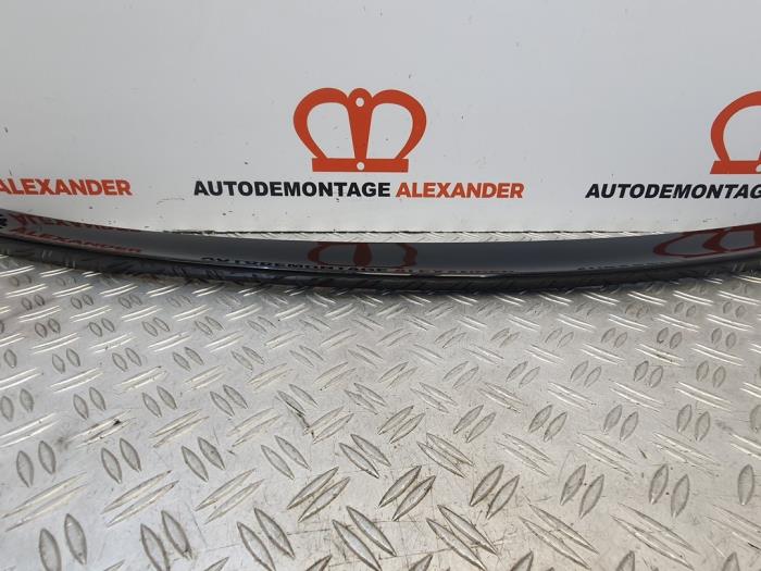 Używane Spojler Jaguar XF (CC9) 2.2 D 16V Cena € 96,80 Z VAT oferowane przez Alexander Autodemontage