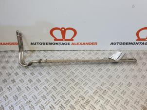 Usados Refrigerador de aceite dirección asistida BMW 5 serie (E60) 525d 24V Precio de solicitud ofrecido por Alexander Autodemontage