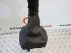 Gear stick cover from a Volkswagen Polo IV (9N1/2/3), 2001 / 2012 1.4 TDI 70, Hatchback, Diesel, 1.422cc, 51kW (69pk), FWD, BWB, 2005-10 / 2009-12, 9N3 2007