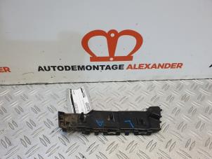 Usagé Support pare-chocs arrière gauche Suzuki Alto (GF) 1.0 12V Prix sur demande proposé par Alexander Autodemontage