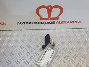 Usados Bomba de limpiaparabrisas delante Ford Focus 3 Wagon 1.6 TDCi Precio € 15,00 Norma de margen ofrecido por Alexander Autodemontage