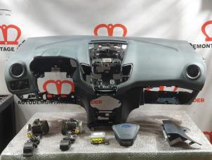 Gebrauchte Airbag set + dashboard Ford Fiesta 6 (JA8) 1.6 TDCi 16V 95 Preis € 550,00 Margenregelung angeboten von Alexander Autodemontage