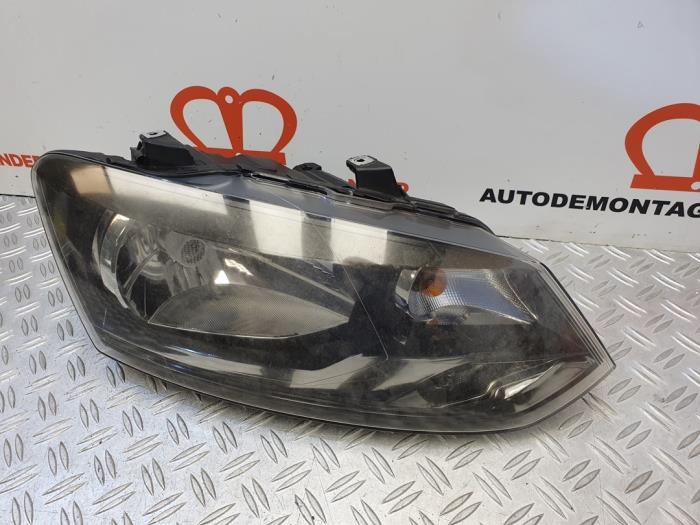 Headlight, right Volkswagen Polo V 1.2 TDI 12V BlueMotion - 6R1941016E ...