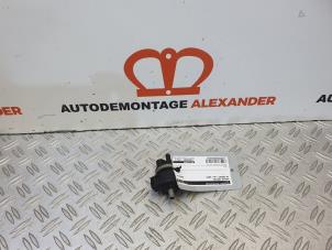 Used Vacuum valve Volkswagen Passat (3C2) 2.0 TDI 140 Price € 20,00 Margin scheme offered by Alexander Autodemontage