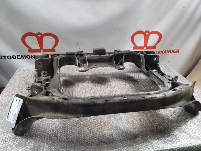 Used Subframe Mercedes S (W220) 3.2 S-320 CDI 24V Price on request offered by Alexander Autodemontage