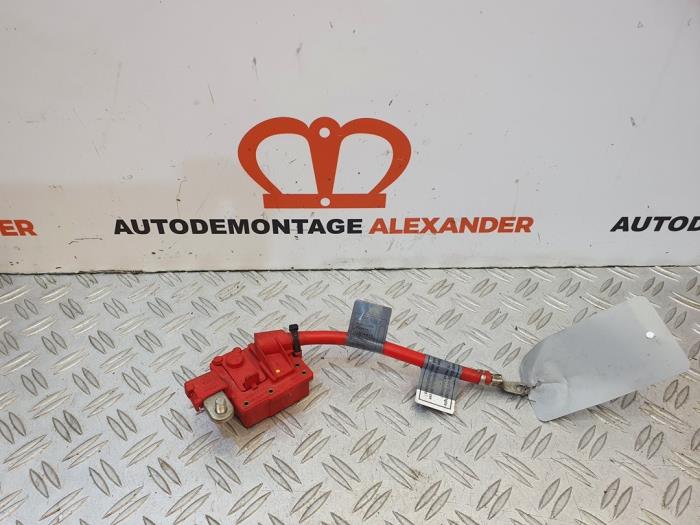 Begagnade Batteriterminal BMW 1 serie (E87/87N) 116d 16V Pris € 40,00 Marginaltabell erbjuds av Alexander Autodemontage